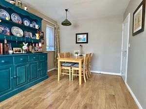 Lounge/Diner- click for photo gallery